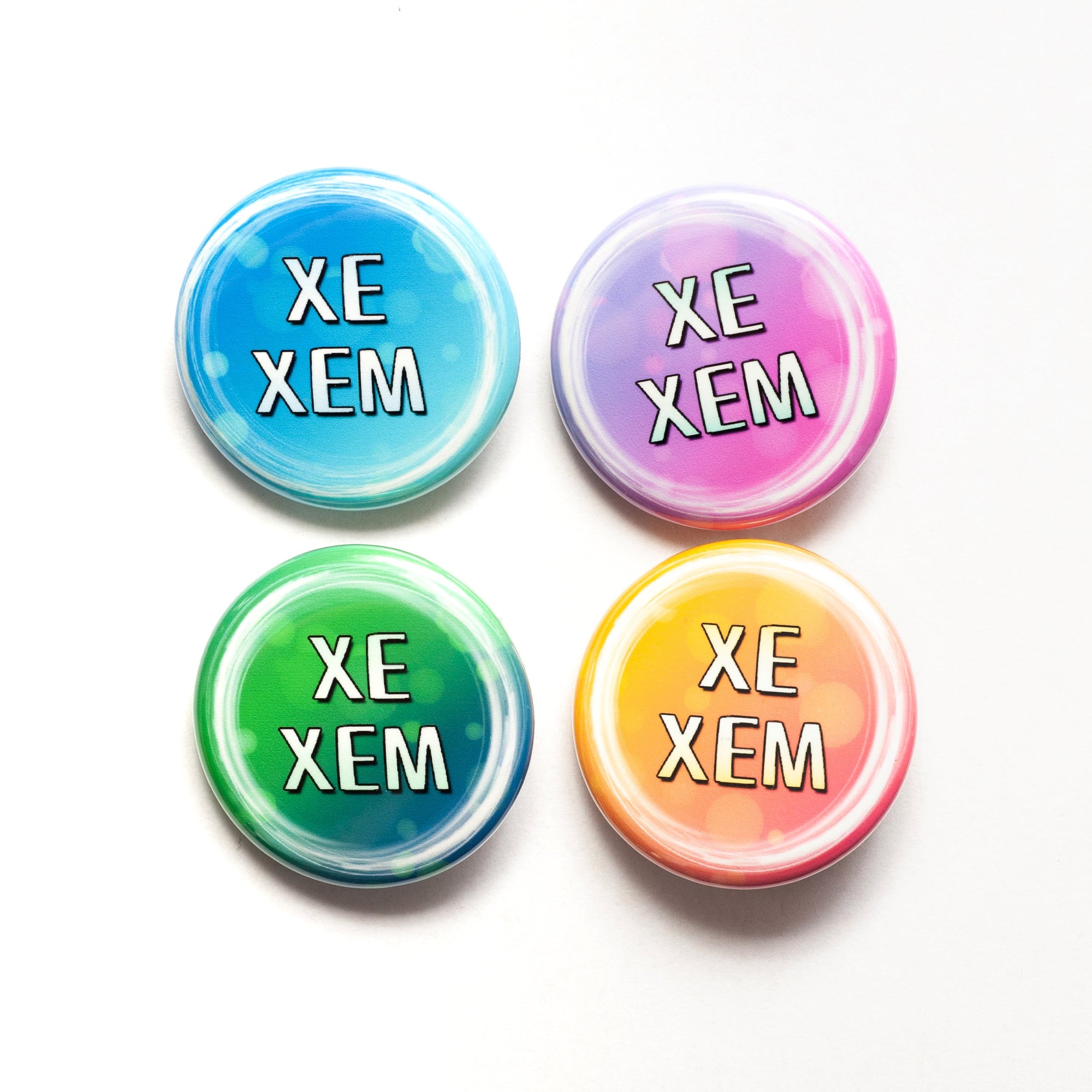 Xe/xem pronoun buttons