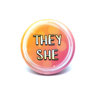They/she pronoun buttons