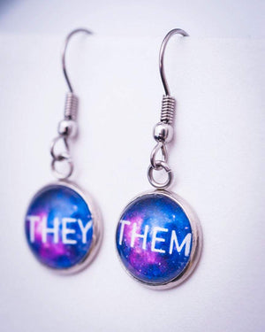 subtle queer jewelry pronouns
